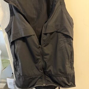 Lululemon Athletica Charcoal Zip-Up Vest